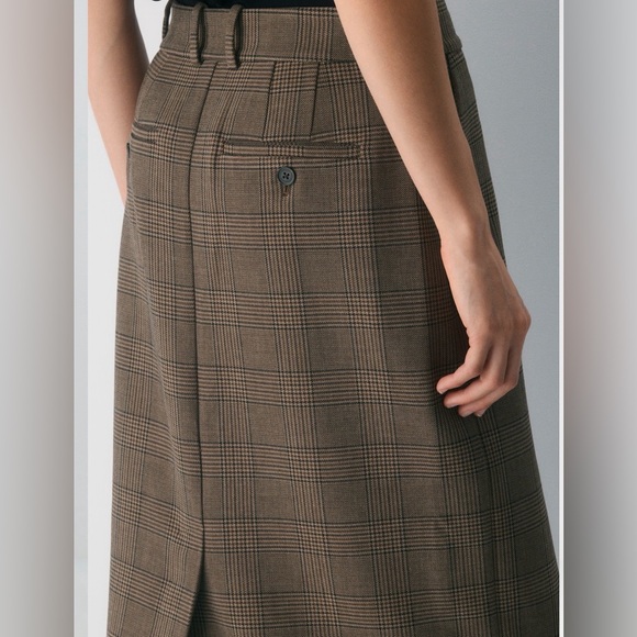 Aritzia Babaton Chisel Maxi Skirt - (Re)ssential - Picture 13 of 14